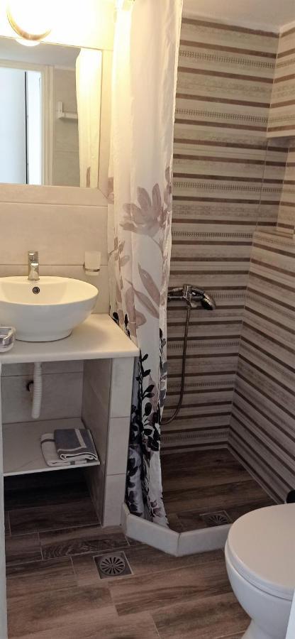 Apartmán Sunrise Flora Agia Marina  Exteriér fotografie