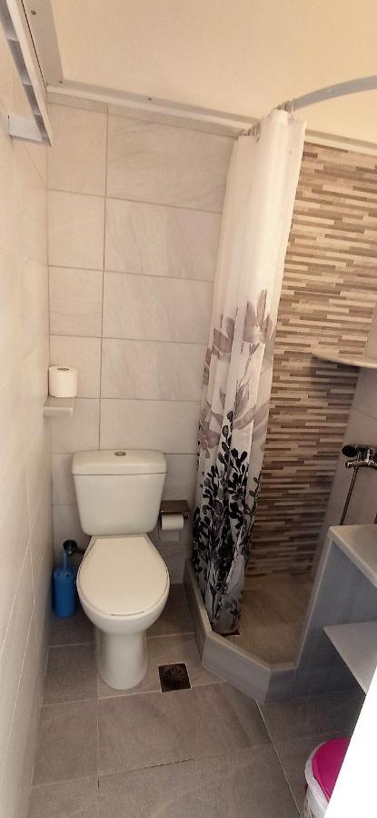 Apartmán Sunrise Flora Agia Marina  Exteriér fotografie