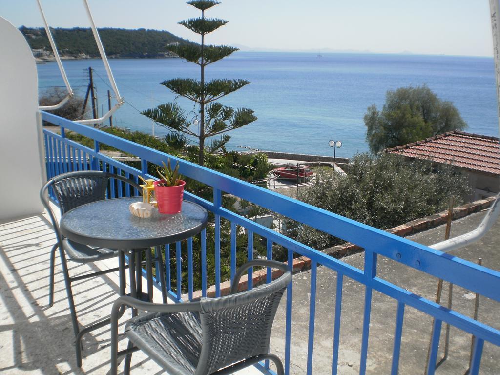 Apartmán Sunrise Flora Agia Marina  Pokoj fotografie